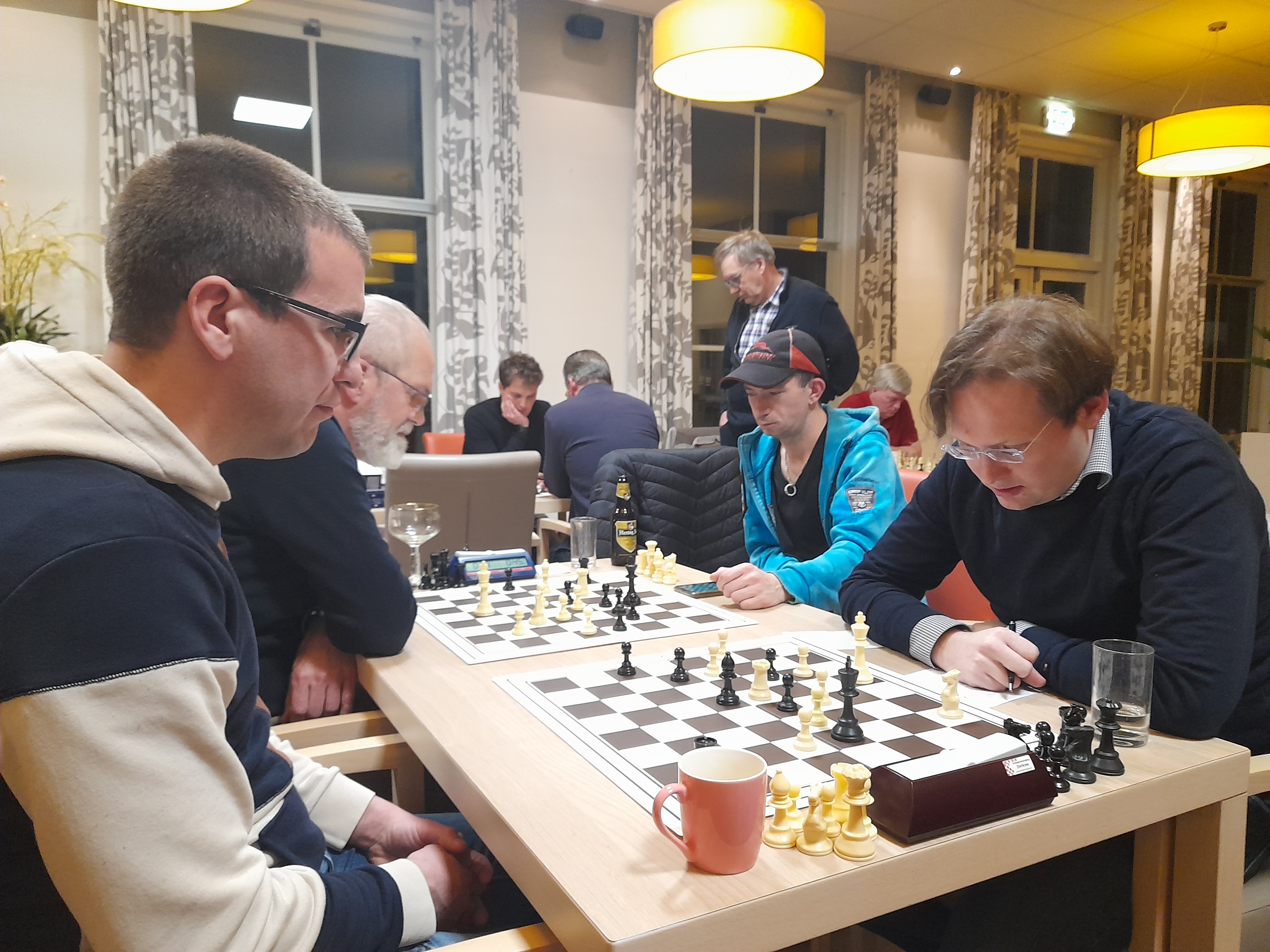 E De Vrieze Vs Broere